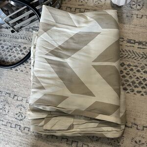 Geometric Patterned Curtains